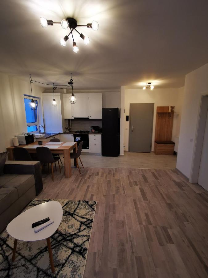 Teo Apartment Braszów Zewnętrze zdjęcie